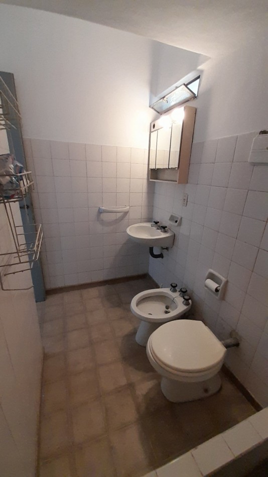 EN ALQUILER DEPARTAMENTO 3 AMBIENTES CON COCHERA - VILLA MADERO