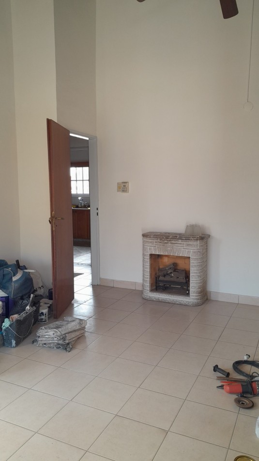 ALQUILER DE PH 3 AMBIENTES EN VILLA LUZURIAGA