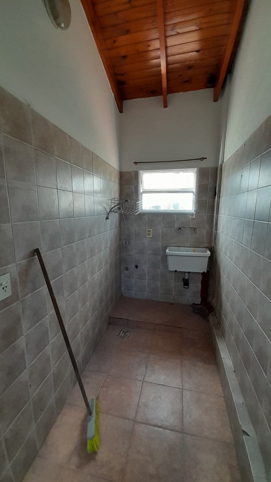 ALQUILER DE PH 3 AMBIENTES EN VILLA LUZURIAGA