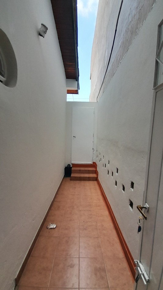 ALQUILER DE PH 3 AMBIENTES EN VILLA LUZURIAGA