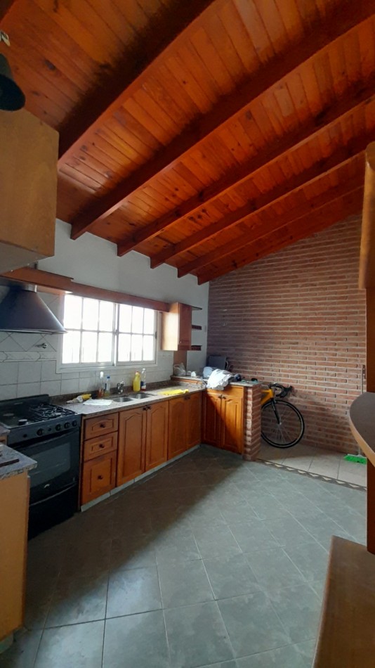 ALQUILER DE PH 3 AMBIENTES EN VILLA LUZURIAGA