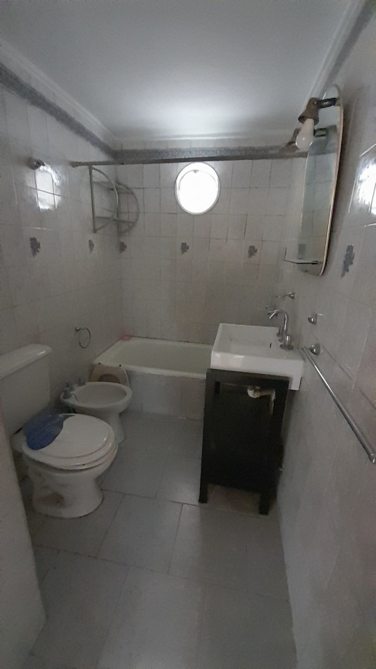 ALQUILER DE PH 3 AMBIENTES EN VILLA LUZURIAGA
