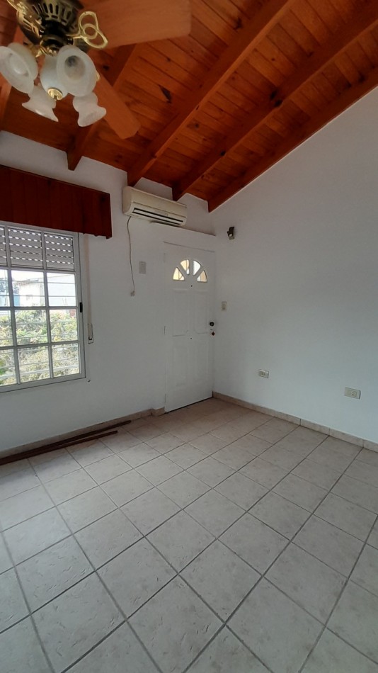 ALQUILER DE PH 3 AMBIENTES EN VILLA LUZURIAGA