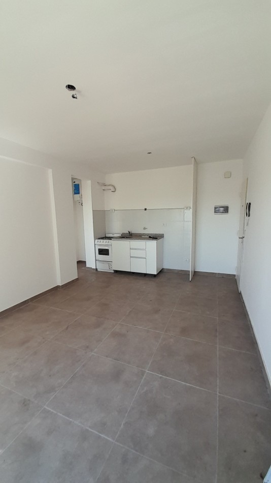 ¡EN VENTA DEPARTAMENTO DE 2 AMBIENTES A ESTRENAR EN HAEDO!