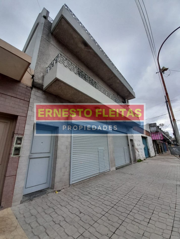 ALQUILER DE PH 4 AMBIENTES EN ISIDRO CASANOVA - A 1 CUADRA DE RUTA 3