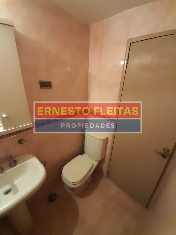 ALQUILER DE PH 4 AMBIENTES EN ISIDRO CASANOVA - A 1 CUADRA DE RUTA 3