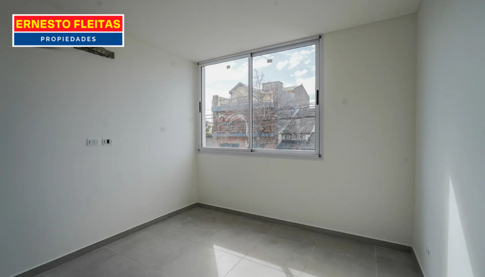 DUPLEX EN VENTA DE 4 AMBIENTES - A ESTRENAR RAMOS MEJIA