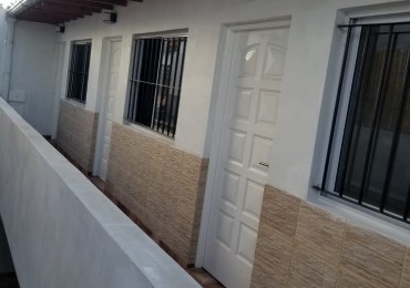 ALQUILER DE EXCELENTE  DEPARTAMENTO EN PLANTA BAJA DE DOS AMBIENTES!!!