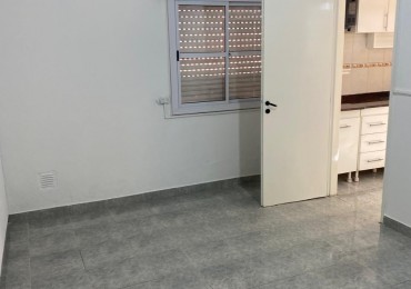 Alquiler Departamento 3 ambientes con patio - San justo