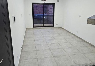 Departamento 2 ambientes con patio a estrenar - Lomas del mirador