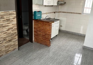 Alquiler departamento 2 ambientes - San Justo 