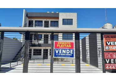 EN VENTA DEPARTAMENTO 2 AMBIENTES PLANTA BAJA EN VILLA LUZURIAGA