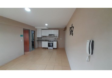 EN ALQUILER DEPARTAMENTO 2 AMBIENTES CON COCHERA EN MORON