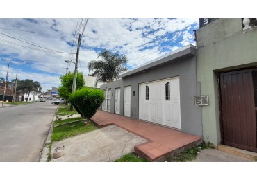 EN VENTA IMPORTANTE PROPIEDAD EN ISIDRO CASANOVA